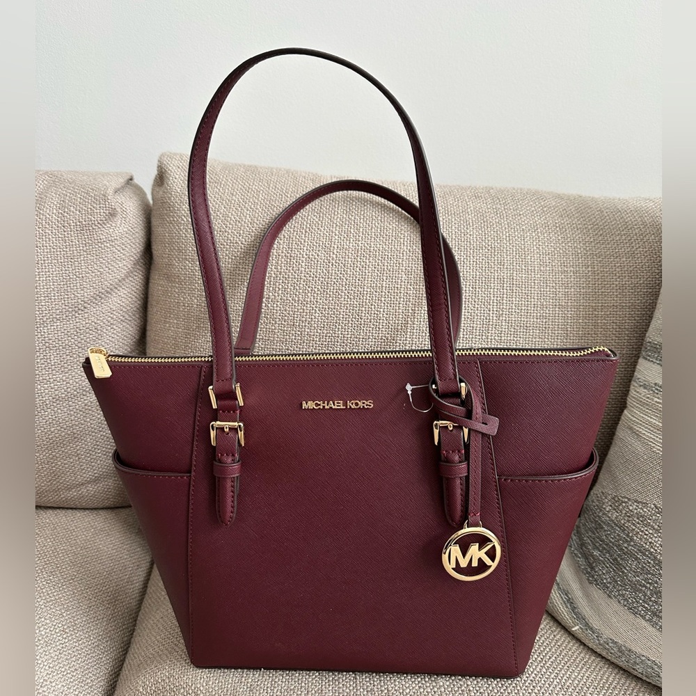 Michael Kors Charlotte shoulder bag in burgundy